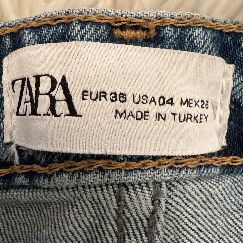 Zara frayed/ripped jeans